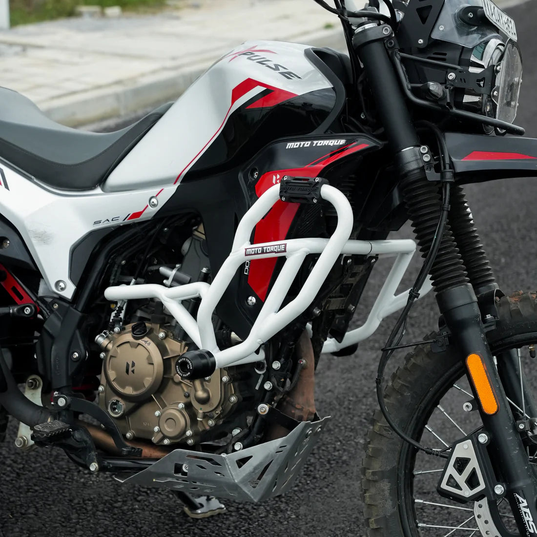 MAX PRO CRASH GUARD (WHITE) FOR XPULSE 210