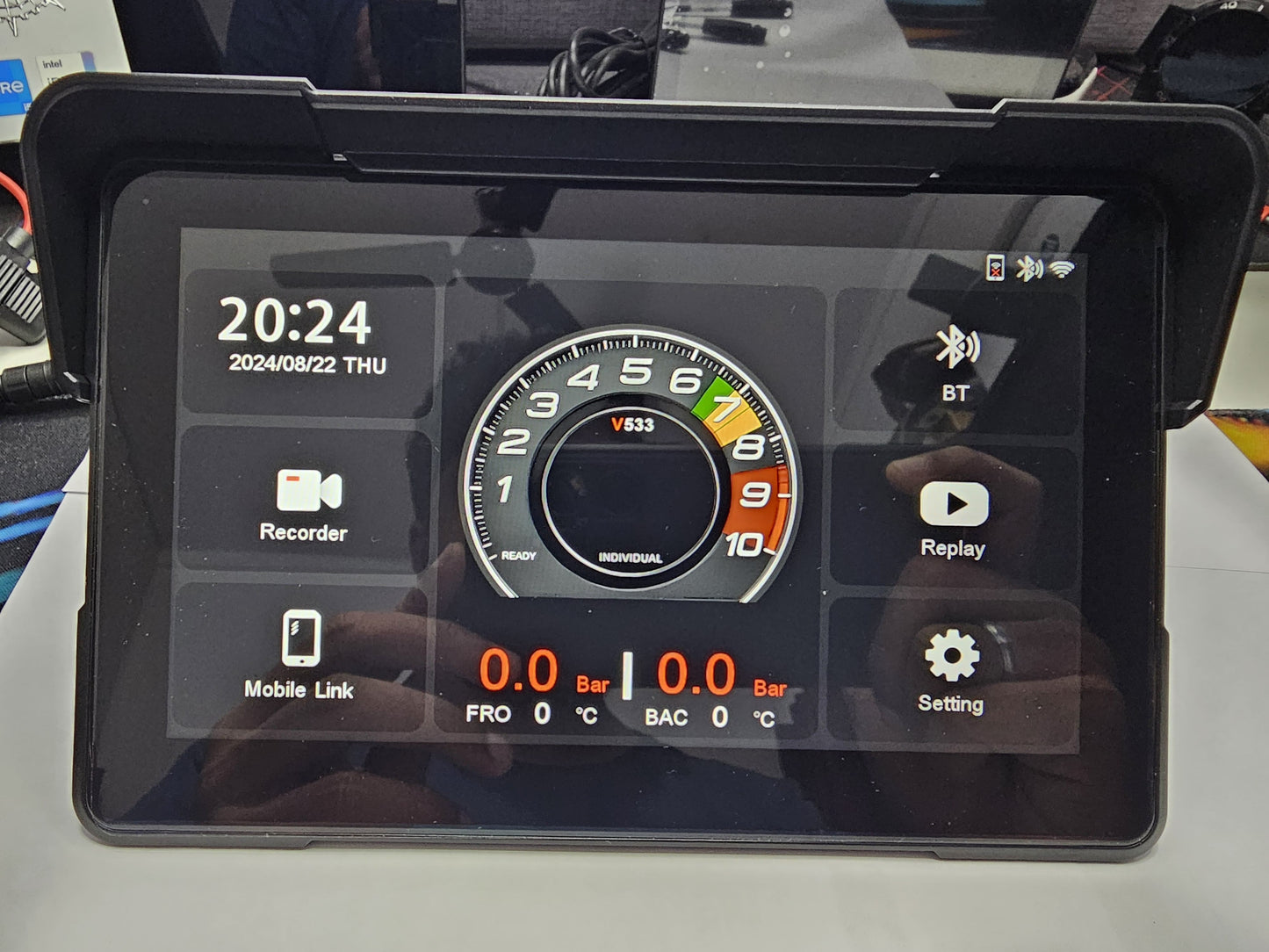 Universal - LBC S722 v533 CPU Wireless Navigation 7" Touch Screen GPS Camera Remote and TPMS