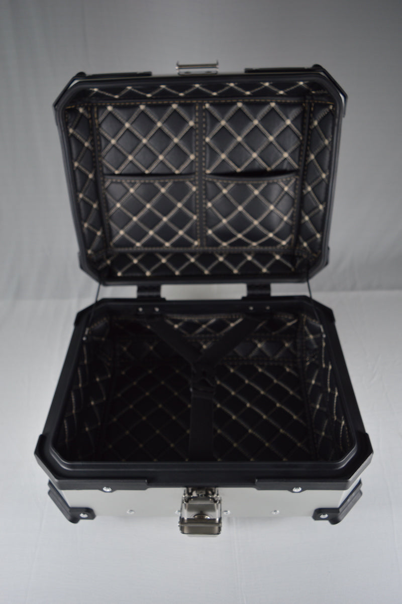Moto Vanguard 22L Top Box