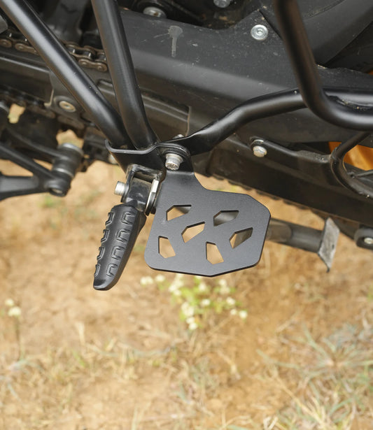 FOOTREST SET FOR GUERRILLA 450