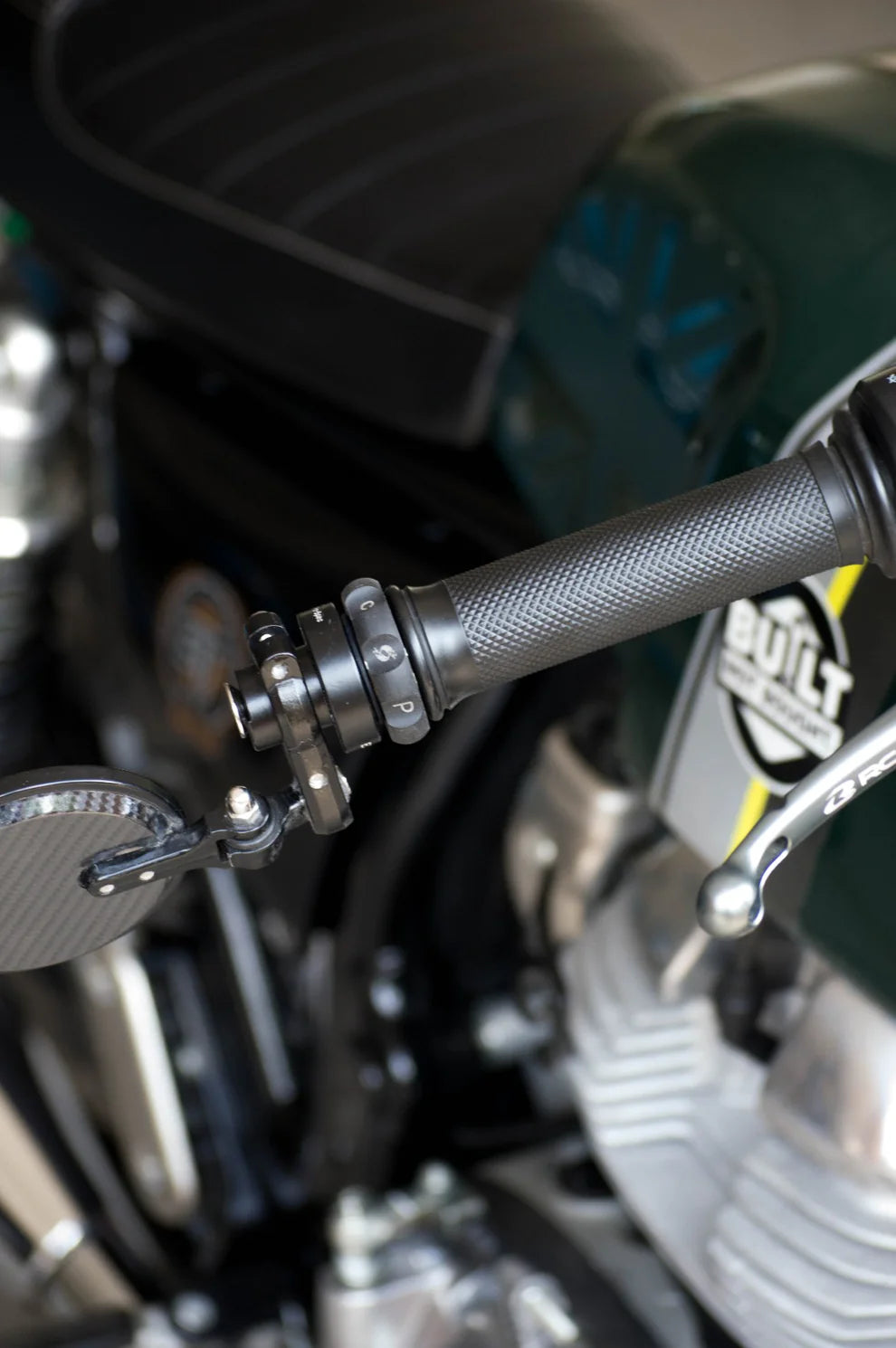 ECZ 009- Easy Cruz Royal Enfield Continental GT